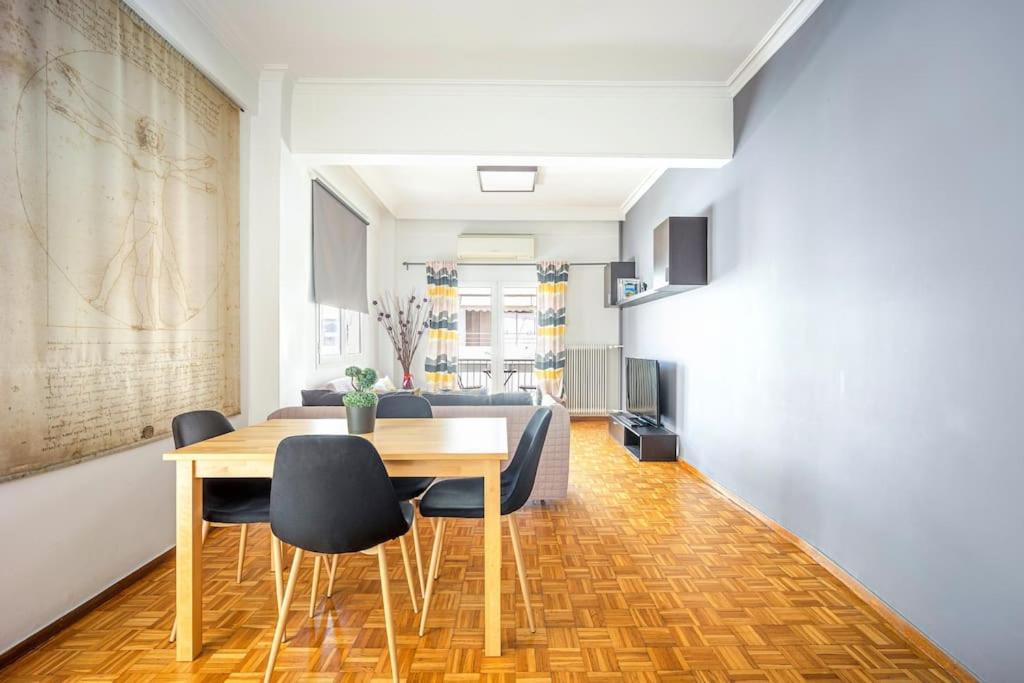 Apartment In The Middle Of Everything أثينا المظهر الخارجي الصورة
